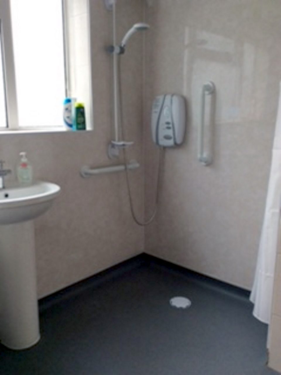 Wetroom Installers in Tamworth and The Midlands